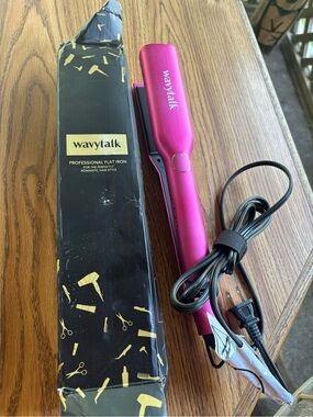 Wavytalk ProfessionalPink Ceramic Hair Straightener - 2 inch New